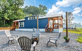 8 All Decked Out, Luxury Tiny House, Boat Parking Mins To Lake Guntersville, Downtown